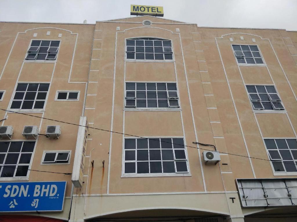 Spot On 89907 Motel Impian Seri Manjung Exteriör bild
