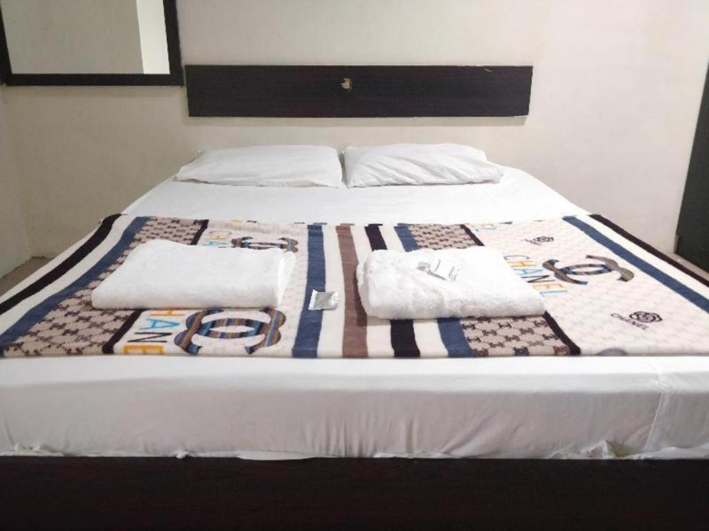 Spot On 89907 Motel Impian Seri Manjung Exteriör bild