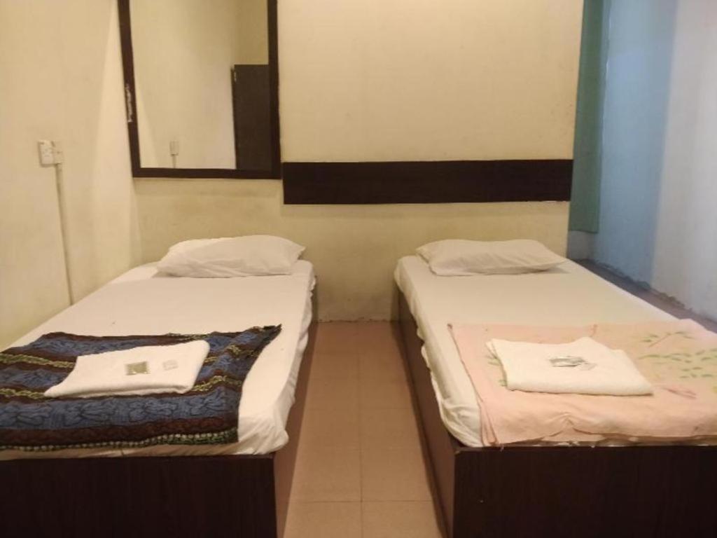 Spot On 89907 Motel Impian Seri Manjung Exteriör bild