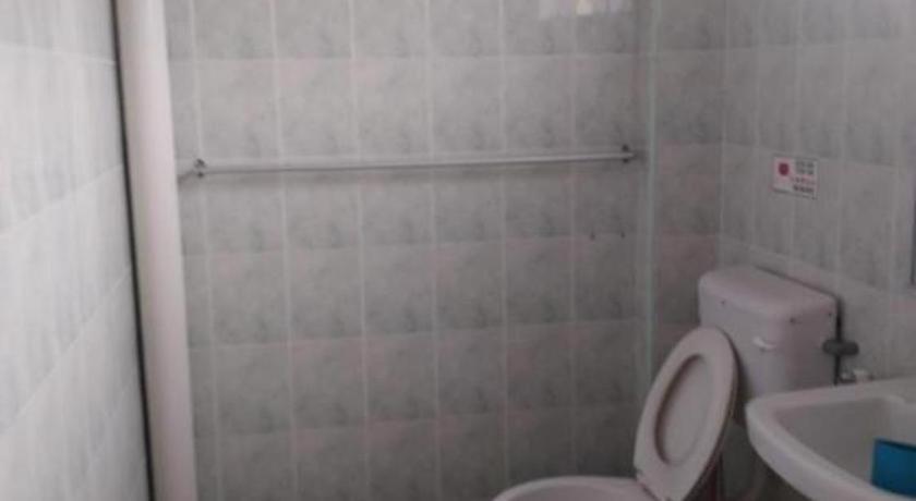 Spot On 89907 Motel Impian Seri Manjung Exteriör bild